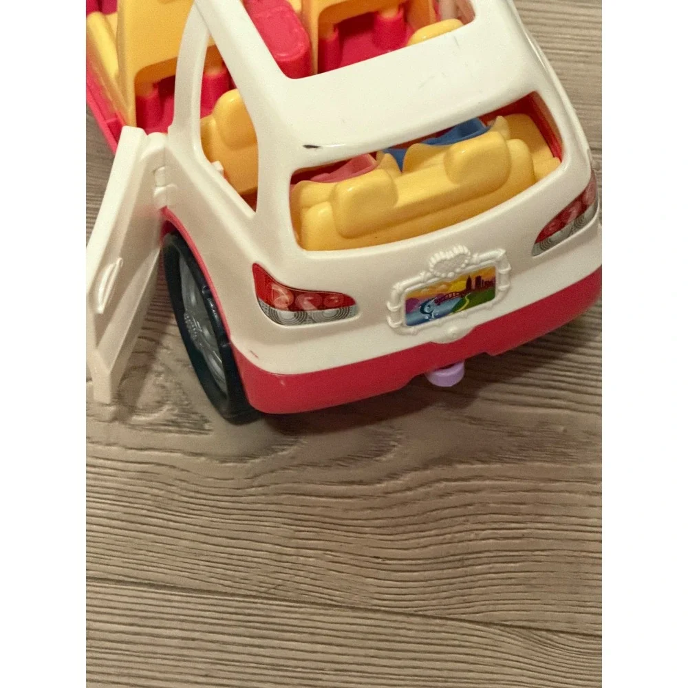 Fisher-Price Loving Family SUV Cream Pink Toy SUV 4 Door Car Seats B0011 works